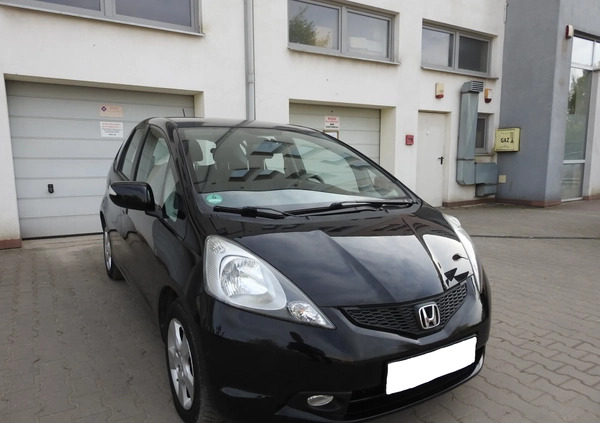 Honda Jazz cena 21900 przebieg: 119000, rok produkcji 2010 z Kielce małe 254